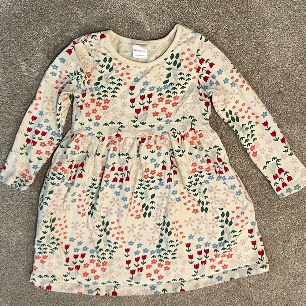 Hanna Andersson spring skater dress floral print with bunnies size 4 & size 6-7